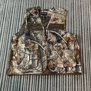 RealTree Camo Breathable Hunting Vest M/L Game Bag In Back #13101AP - Picture 1 of 8