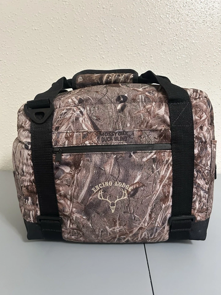 Polar Bear, Mossy Oak Camo, Cooler, 12X 15x8 Duck Blind ENCINO LODGE LOGO - Image 1 of 4