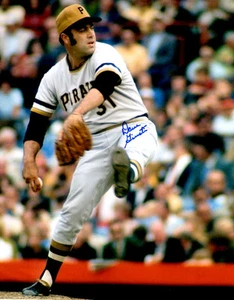 Signed 8x10 DAVE GIUSTI PITTSBURGH PIRATES Autographed photo - COA - Picture 1 of 1