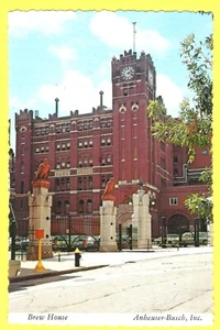 ANHEUSER BUSCH INC ST LOUIS MO BREW HOUSE  POSTCARD ! beer - Foto 1 di 2