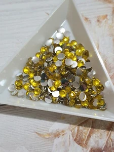 1440 4mm Ss16 non hotfix GIOIELLO GIALLO acrilico CRISTALLO STRASS PERLA - Foto 1 di 2