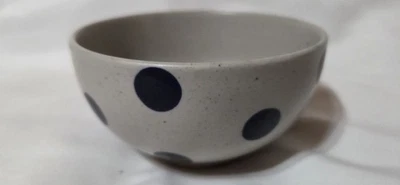 Artículos para el hogar asiáticos con puntos y rayas firma Inc un tazón de gres  Foto 1 de 4
