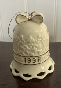 Madison Avenue -1998 Porcelain Bell USED CHRISTMAS VNTG FAST SHIPPING RINGS XMAS - Picture 1 of 4