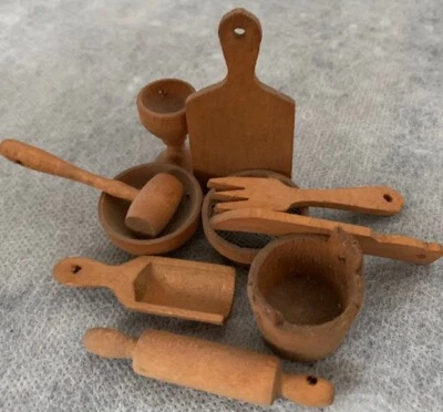Miniature Legno Grezzo Utensili Cucina 10 pz Artigianato Collezione - Immagine 1 di 4