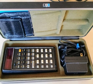 Calculadora Hewlett Packard HP-45 en estuche rígido completa excelente - Imagen 1 de 7