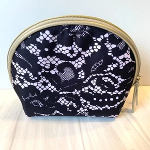 Betsey Johnson Cosmetic Bag Makeup Case Lavender Navy Lace Pattern Gold Trim Zip - Picture 1 of 14