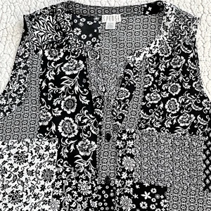 Spense Womens Blouse Small Black Floral tunic button down - Picture 1 of 6