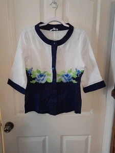 Naracamicie Small White Linen Button Down Blouse With Floral Embroidery . B59 - Picture 1 of 10