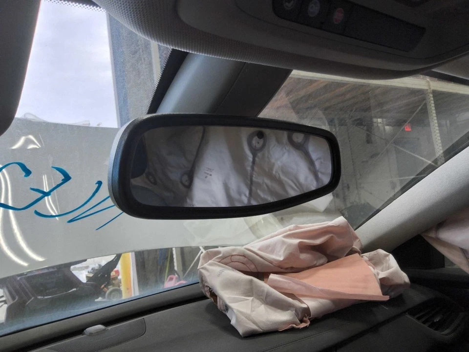 Espelho retrovisor escurecimento automático Opt DD8 compatível com 13-25 MALIBU 601301 - Imagem 1 de 1