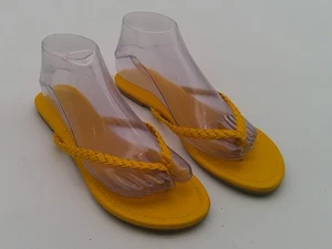 Wild Diva Lounge Sandal Shoes Womens Size 8 Yellow Braided Thong Flip Flop - Picture 1 of 7