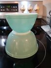 Pyrex Vintage 2 Pc Nesting Mixing Bowl's  Robins Egg Blue Turquoise 401 & 402