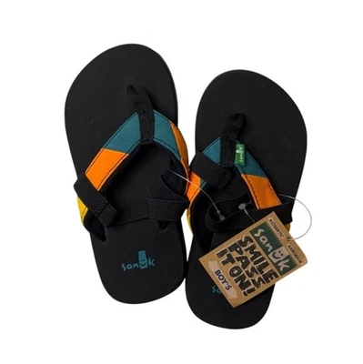 Sandalias de fiesta Sanuk nuevas con etiquetas para niños 10-11 cómodas y duraderas chanclas playa Foto 1 de 4