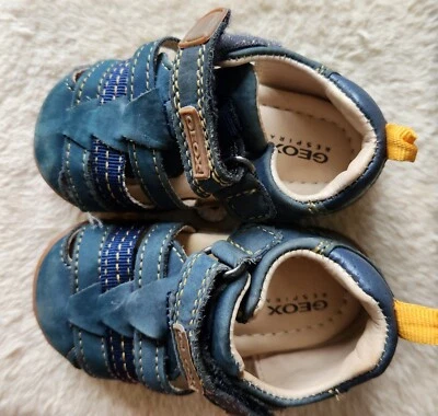 Geox Respira Niños 4 Niños Pequeños Azul Gamuza Sandalias Suela de Goma Zapatos Foto 1 de 4