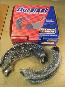 New DURALAST 589 Rear Brake Shoes 95 – 03 Toyota Tacoma & Others 96 97 98 99 00 - Bild 1 von 3