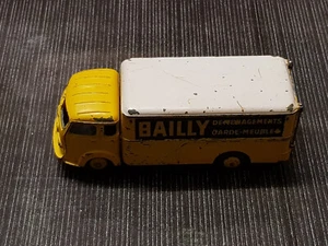 Dinky Toys: Simca Cargo gelb/weiss "Bailly" - Bild 1 von 4