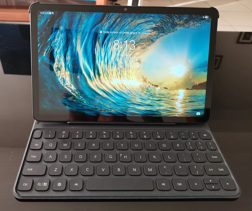 Huawei Matepad 10.4" BAH3-L09 + Free Huawei Smart Keyboard - Image 1 of 4