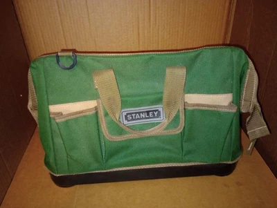 Bolsa de herramientas inferior impermeable de plástico resistente Stanley Foto 1 de 4