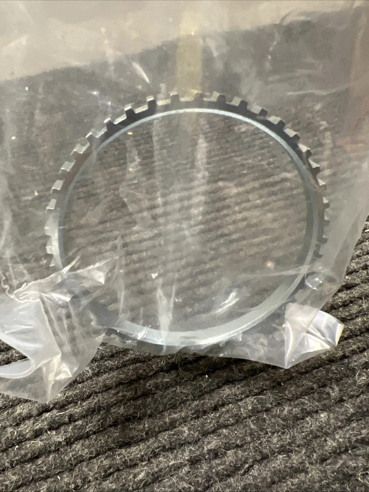 Anillo de tono ABS Dorman 917-532 para Ford Escape 2012 Foto 1 de 4