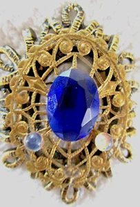 Vintage AWMC-Stamped Gold-Tone Brooch with Cobalt-Blue Stone - Picture 1 of 2
