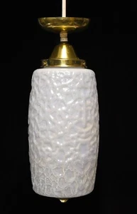VINTAGE MCM WHITE PEARLESCENT SWAG HANGING PENNANT LIGHT LAMP FIXTURE - Picture 1 of 10