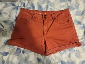 SO Denim Shorts Juniors Size 13 Mid Rise Womens Favorite Midi Coral Jean - Picture 1 of 4