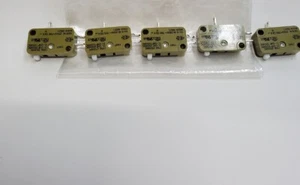 Lot of 5 Genuine SAIA BURGESS XGG3-88Z1 NSNP S20z1 88 microswitch #0720 - Picture 1 of 6
