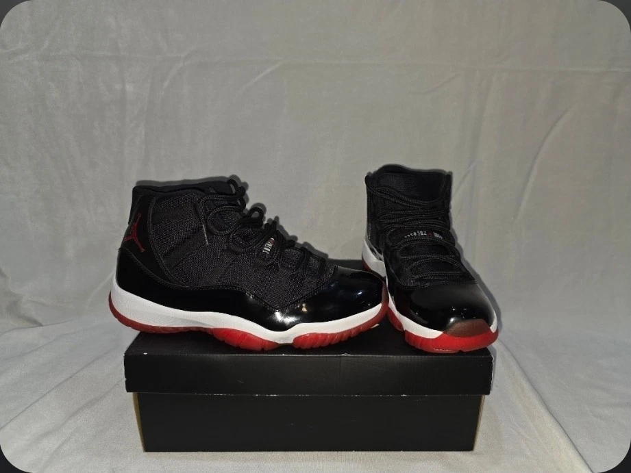 Talla 10.5 - Jordan 11 Retro Bred 2012 Foto 1 de 3