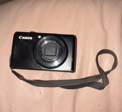 Cámara digital Canon PowerShot S90 10 MP - Batería, tarjeta SD de 8 GB, sin cargador Foto 1 de 3