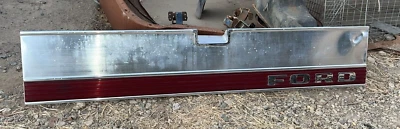 84 85 1986 86 Ford Truck XLT Lariat F150 F250 F350 puerta trasera moldura banda Foto 1 de 4