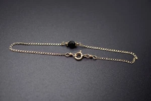 Pulsera de turmalina negra facetada con cadena dorada Danity Tourmaline Charm - Imagen 1 de 7