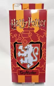 Harry Potter 3 Pares Calcetines Crew Set de Regalo GRYFFINDOR en Caja Mundo Mágico NUEVO - Imagen 1 de 4