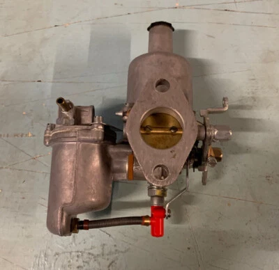 TRIUMPH AUC 983 FRONT SPITFIRE MK I & MK II (1962-1963) CARB dianteiro - Imagem 1 de 4