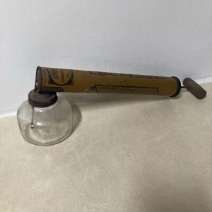 Vintage Spra Well Insect Bug Sprayer Duster Tin Metal Collectible, wood Handle - Picture 1 of 10