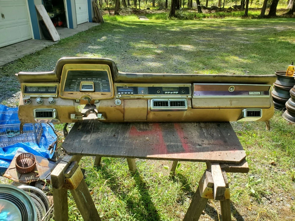 1965 Plymouth Fury factory AC dashboard and heat/AC fanbox Foto 1 de 4