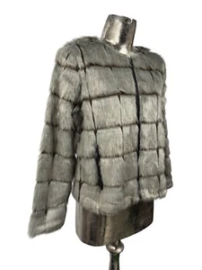Lavand Faux Fur Jacket Coat Size L Womens EU44 Grey Mix Short Zip Lined Pocket - Picture 1 of 14