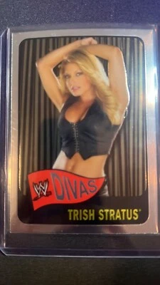 Trish Stratus WWE Divas 2006 Topps Chrome Heritage #60 - Image 1 of 3