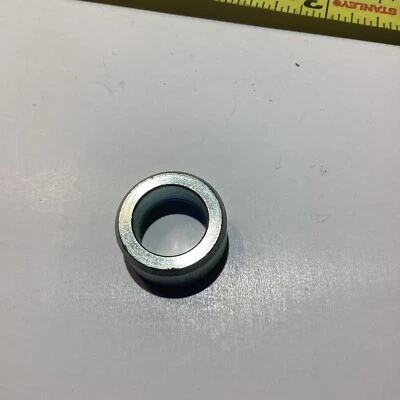 Espaciador eje delantero derecho exterior Aermacchi MX250 77-78 Harley 44101-77M Foto 1 de 3