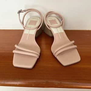 Dolce Vita Marcy Sandale mit Blockabsatz Größe 7 - Bild 1 von 1