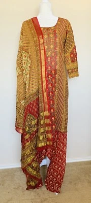 Mujer 3 Piezas Shalwar Kameez Dupatta Rojo Puro Georgette Kantha Lentejuelas de Trabajo Talla M Foto 1 de 4