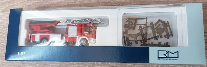 Rietze 68592 - 1/87 Magirus Dlk ´ 18 Fw Kirchdorf Tirolo (At ) - Nuovo