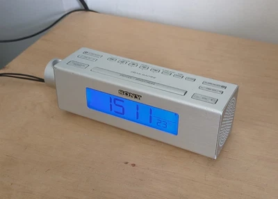 Sony Dream Machine ICF-C717PJ Radiowecker mit LED-Projektion und Thermometer - Bild 1 von 4