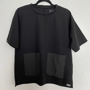FIGS Bene Crew Scrub Top Black 1728 Size Medium - Picture 1 of 7