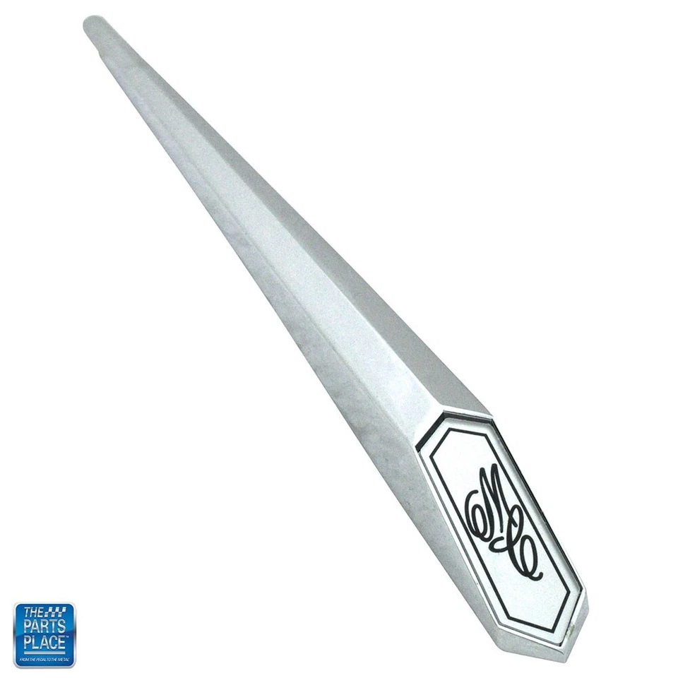 1972 Chevrolet Monte Carlo Hood Ornament Spear Emblem Assembly - Image 1 of 1