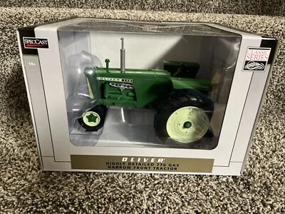 1/16 2022 SpecCast OLIVER 770 GAS NARROW FRONT TRACTOR SCT798 NEW!! - Image 1 of 2