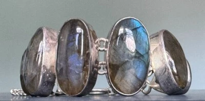 925 STERLING SILVER  AND LABRADORITE BRACELET - Image 1 of 4