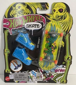 Hot Wheels Tony Hawk Skate Sky Shock Finger Boards with Blue Shoes 2022 NEW - Picture 1 of 10