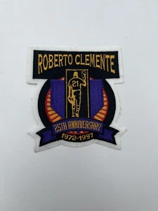 Parche de camiseta conmemorativa de los Piratas de Pittsburgh 25 aniversario de Roberto Clemente - Imagen 1 de 4