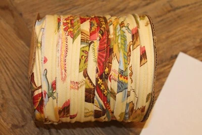 Yellow Floral Cord Trim With Fabric Lip Piping for Pillows - Imagem 1 de 4