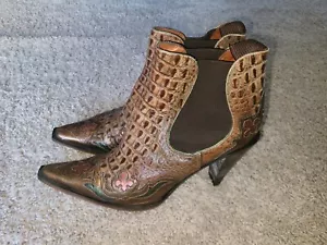 Donald J Pliner Western Couture VISIT Croc Print Leather Ankle Boots Women’s 8 N - Picture 1 of 23