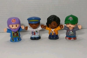 Fisher Price Little People CONDUCTOR DE COCHE DE CARRERAS, PILOTO, MÉDICO Y REPARTIDOR DE PIZZA - Imagen 1 de 5